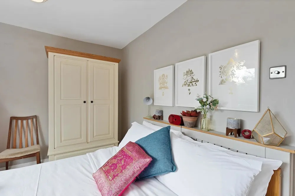 Sunny Regency Apartment