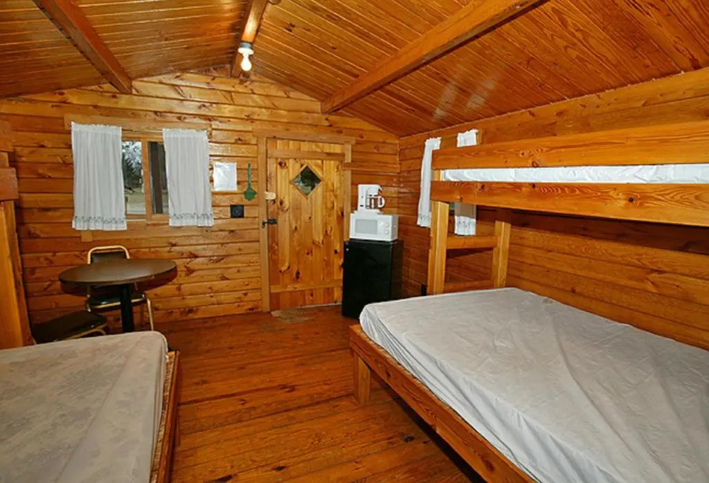 Arrowhead Camping Resort Cabin 1