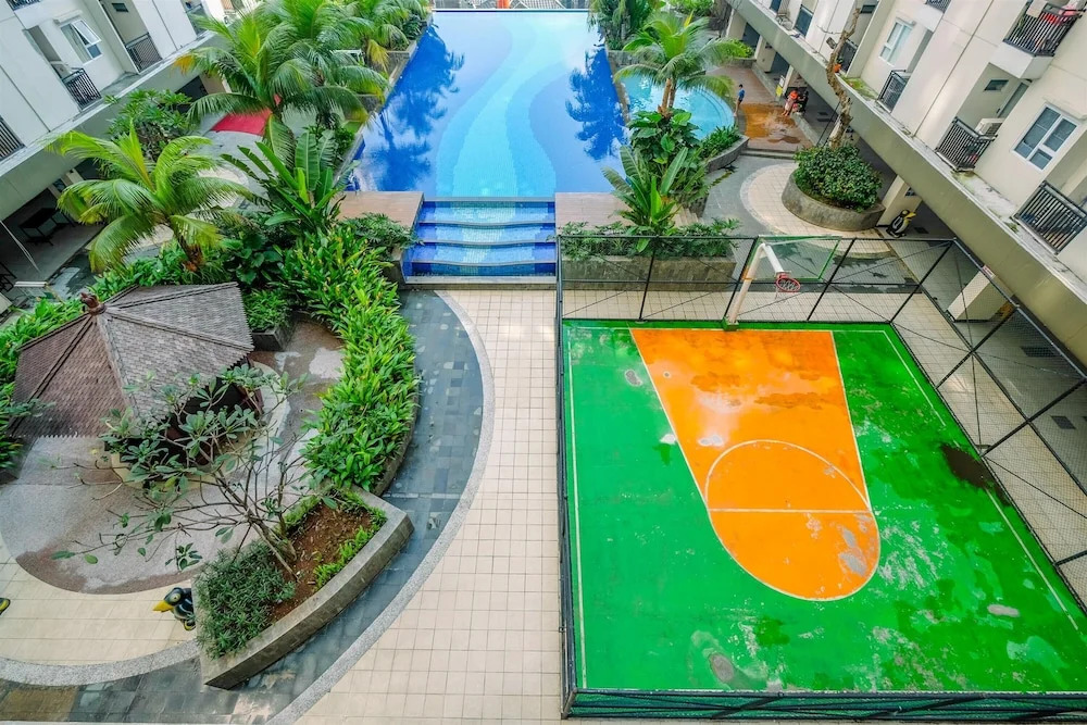 Comfort and Simply Studio Cinere Resort Apartment