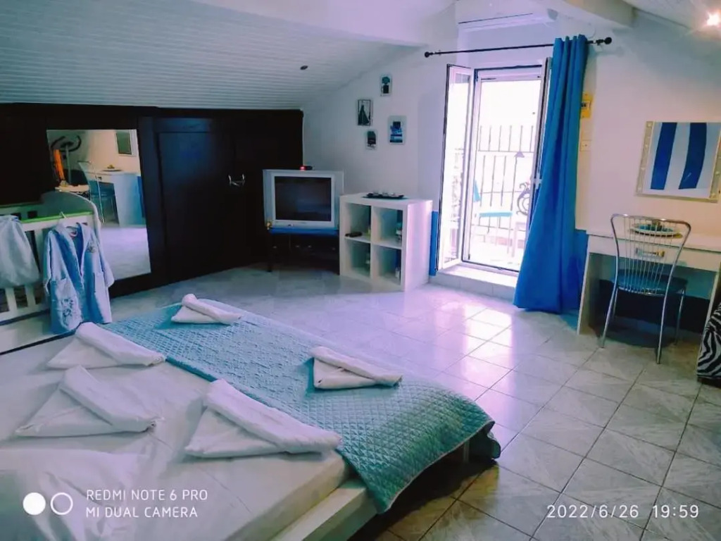 Sea view house with loft at Kalymnos port