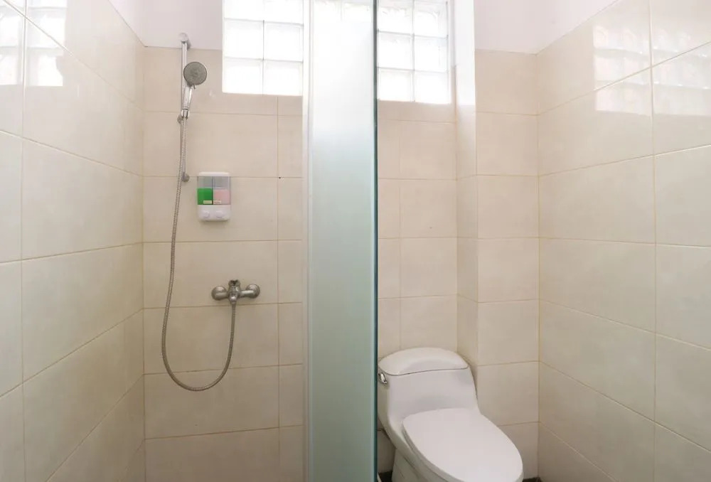 Maharani Guesthouse Tebet Syariah - Hostel