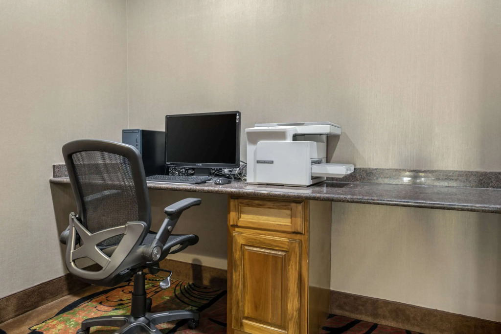 Comfort Inn & Suites Fort Worth West I-30 NAS JRB