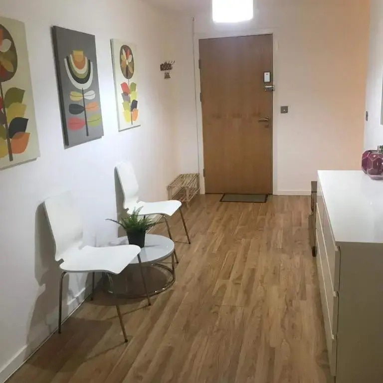 Marco Island - 2 bedroom Spacious City Centre Apartment
