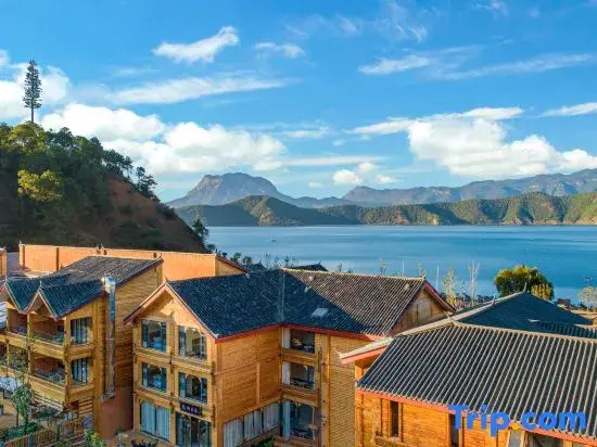 Lugu Lake Sunflower · Travel Secret Villa Lakeview Beautiful Stay