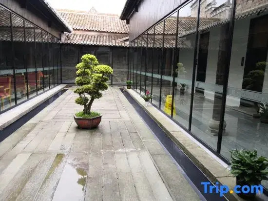 Hetianxia Hostel