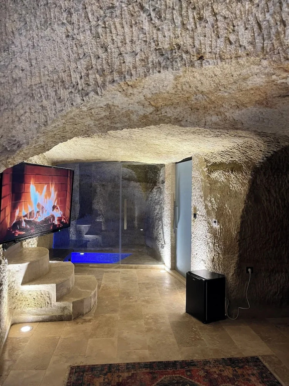 Chakra Special Caves