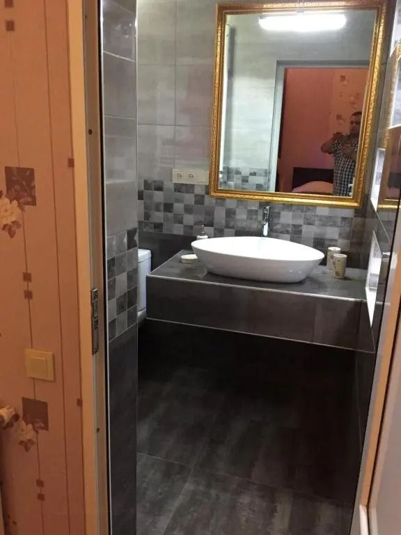 Hotel Good Luck