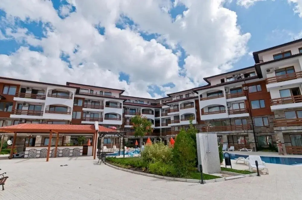 Robinson Beach Apartments