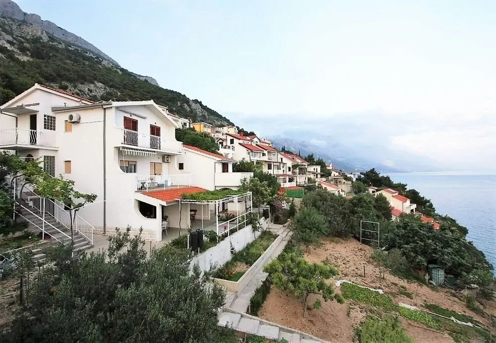 Šera - 50 m From Beach - A1
