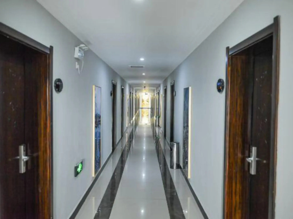 Yijiaqin Hotel
