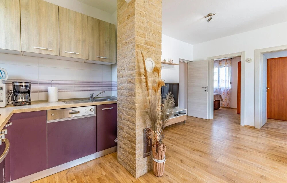 Amazing Home in Marcana With Wifi and 4 Bedrooms