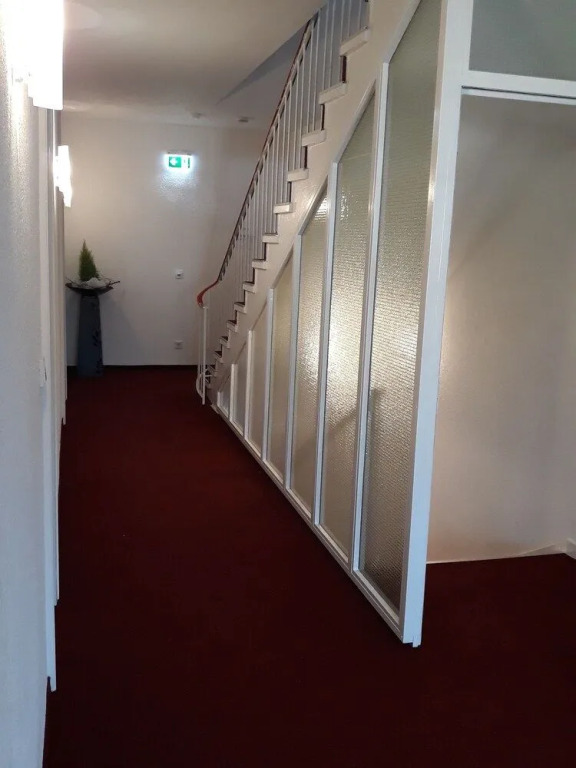Ricks City Hotel