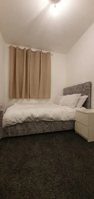 Fantastic New Room-2