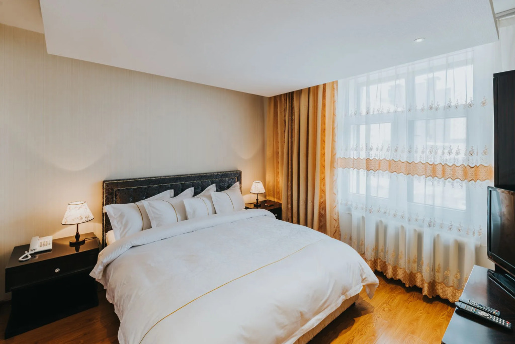 Mika Hotel