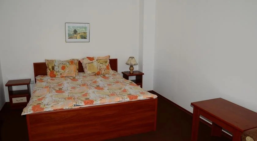 Kirovi Guest House