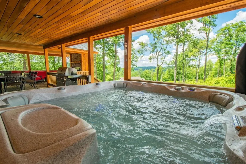 CJs Mountain Lodge