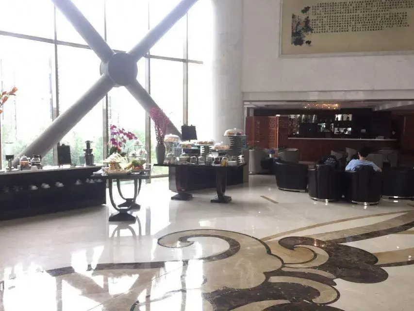 T-Longee Hotel