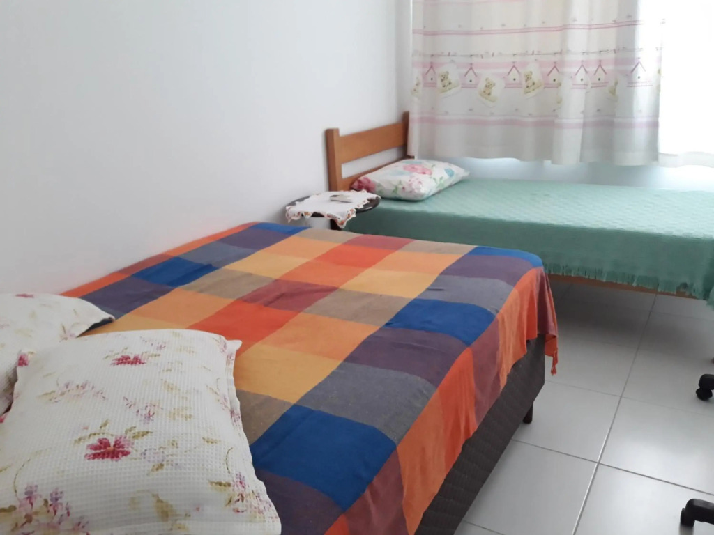 Apartamento com 2 quartos para 5 hóspedes - Recanto do Cardeal - Praia de Bombas-Bombinhas