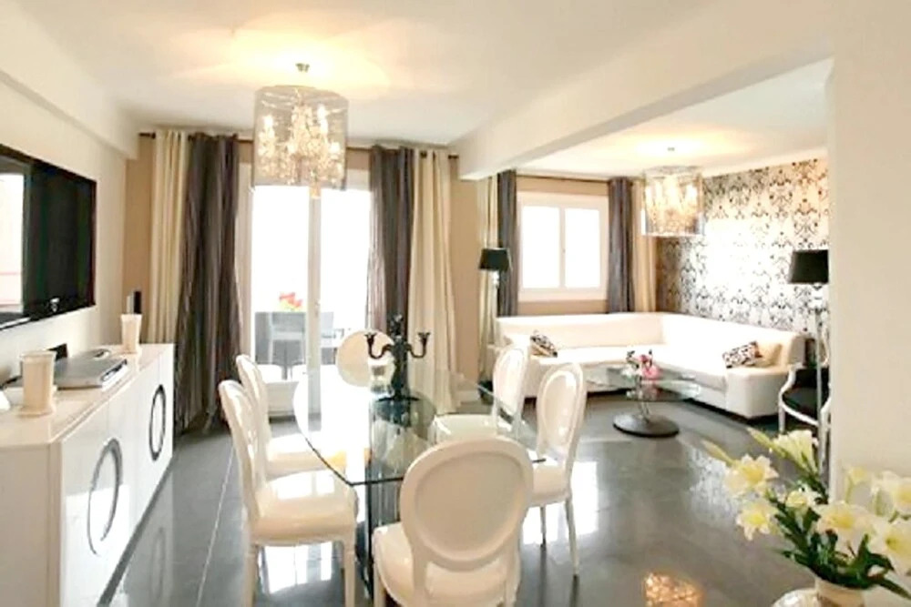 Apartment With 2 Bedrooms in Juan les Pins, With Wonderful City View,