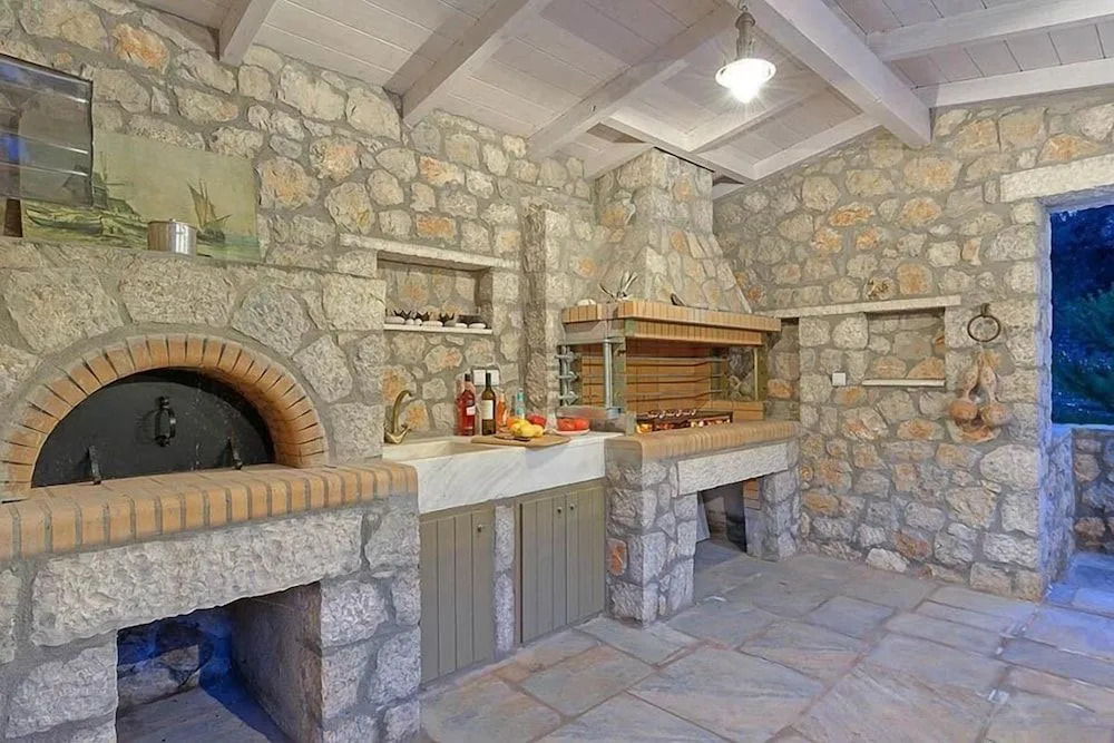 Villa Ledaki