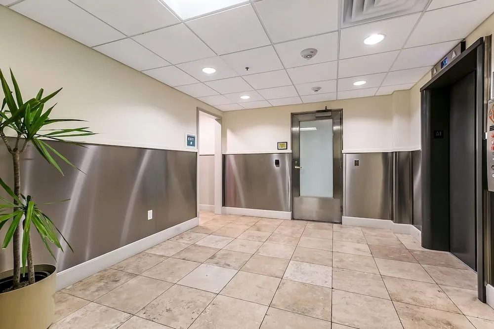 Elegant Condos in NOLA with Rooftop Pool