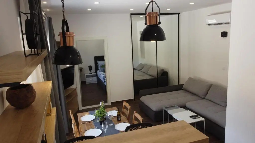 Holiday Home Nugal Makarska 2+2