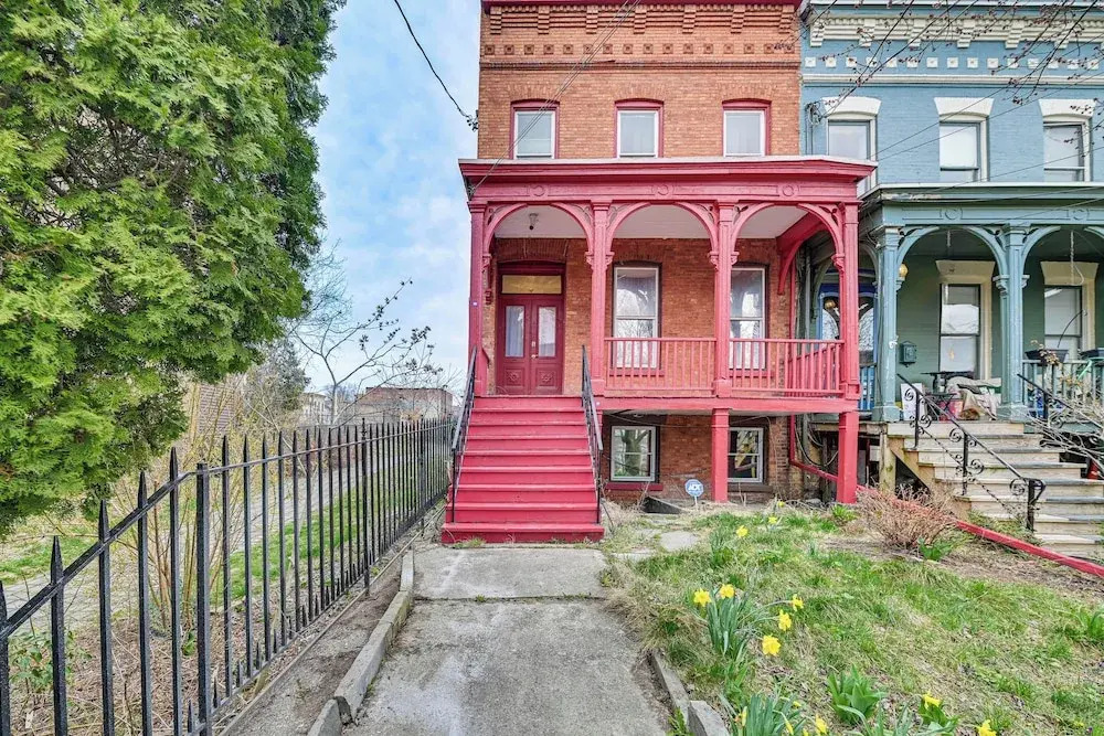 Downtown Albany Vacation Rental - Chic & Walkable!
