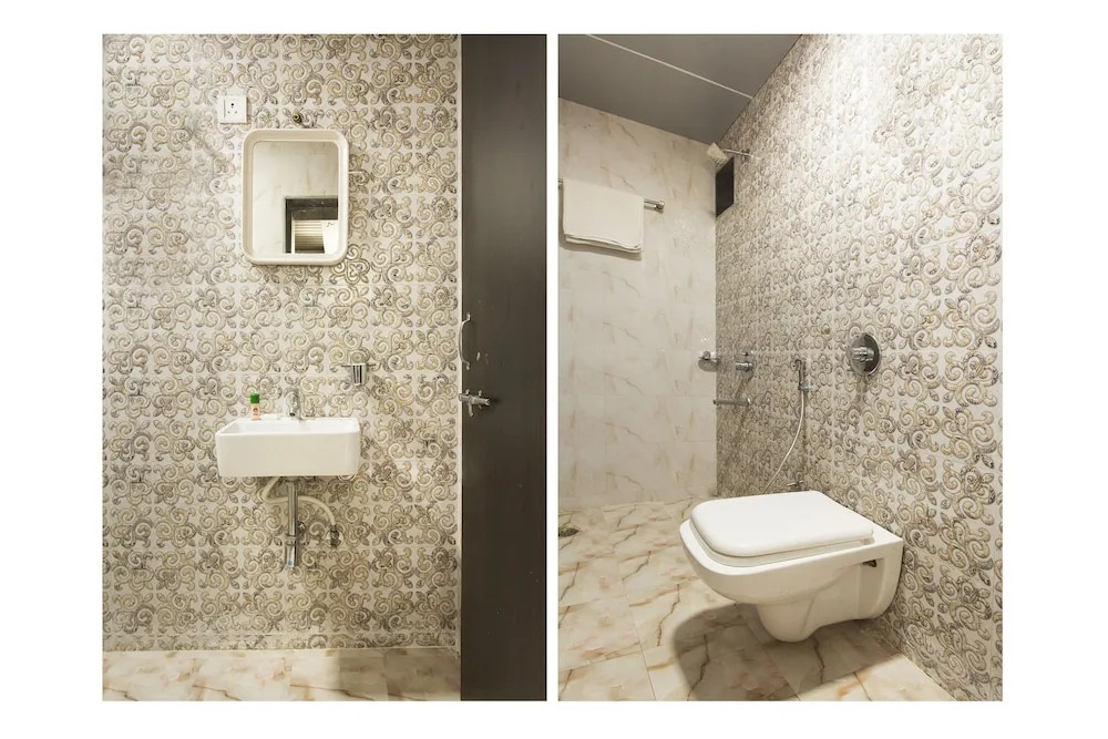 Hotel Swapnalok by OYO