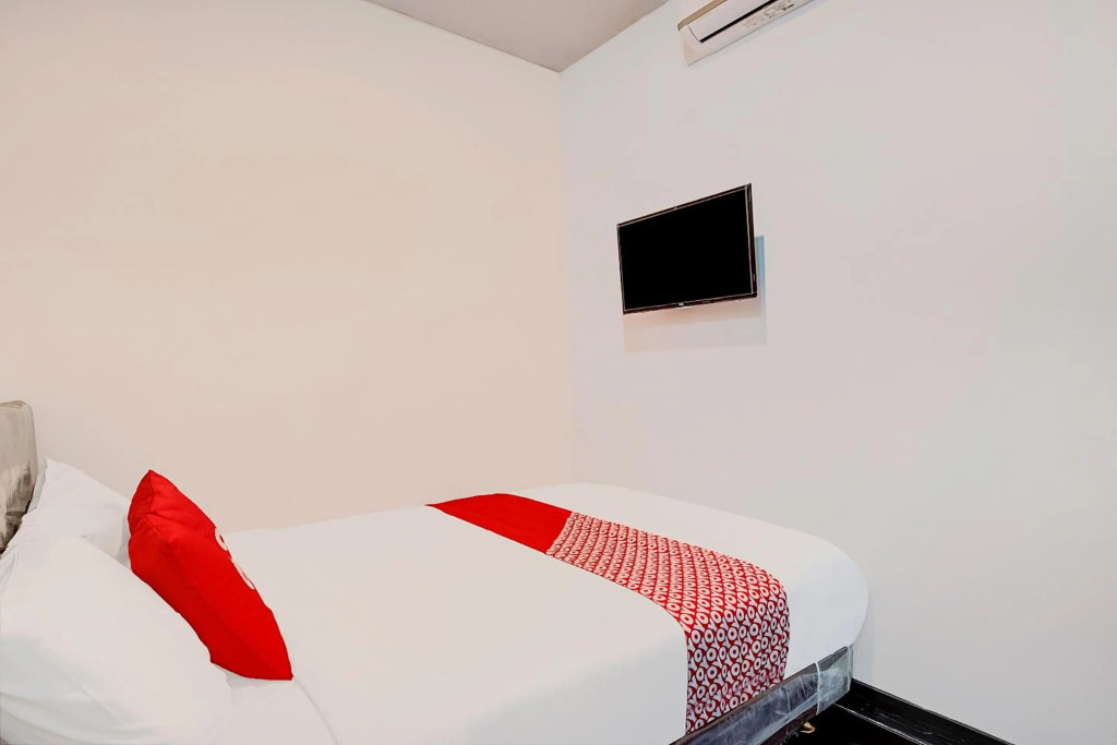 Capital O 3198 Sukomanunggal Inn