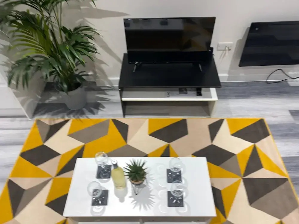 Fresh and Modern 2 Bed Flat Birmingham