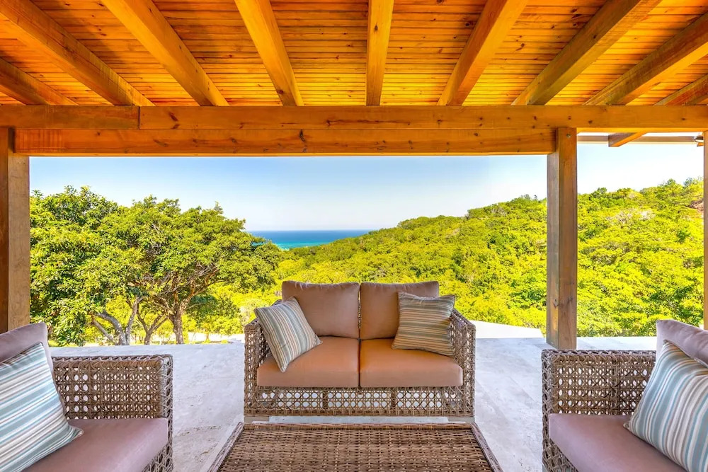 VILLA ROA