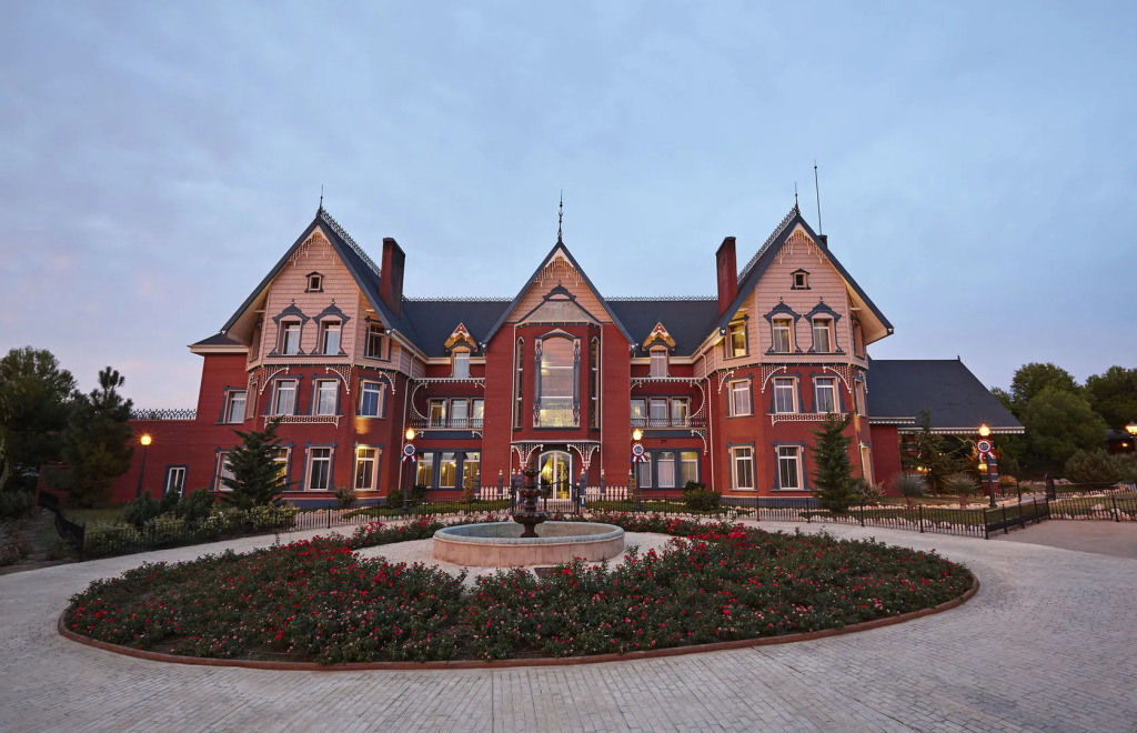 PortAventura Hotel Mansion De Lucy