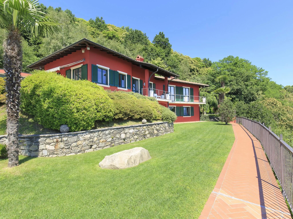 Villa Falcone 5 CAMERE 10 PAX