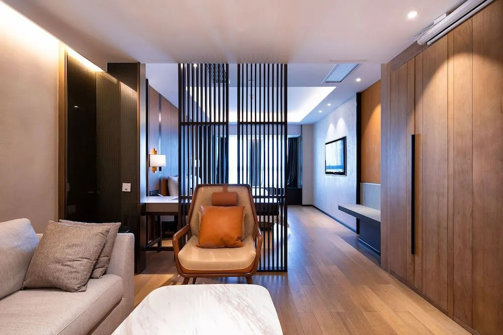 chongqing kuanrong luxry suit hotel