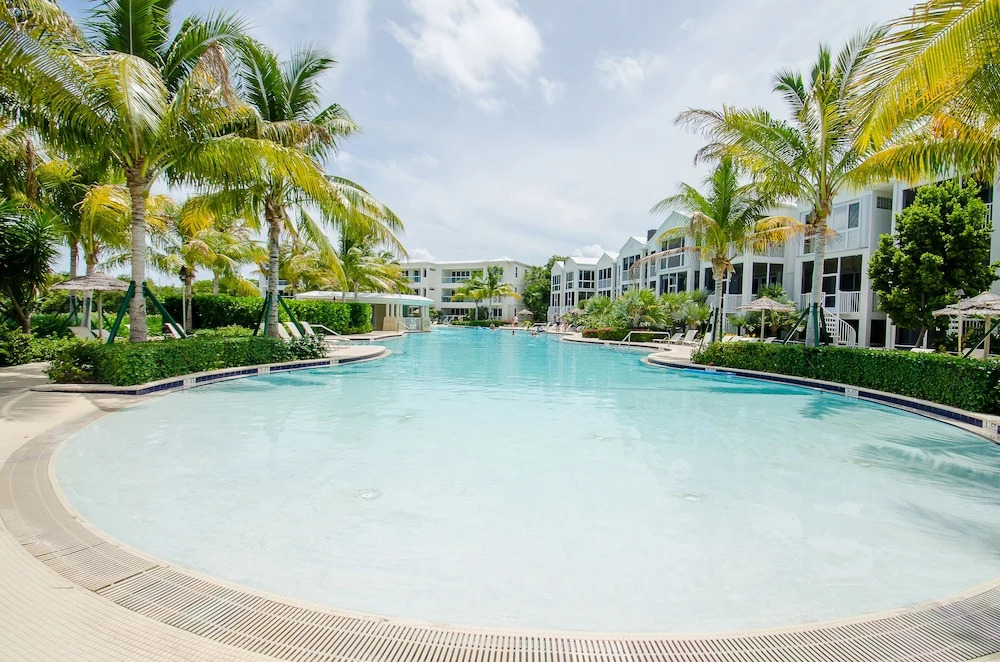 Mariner's Resort Villas & Marina