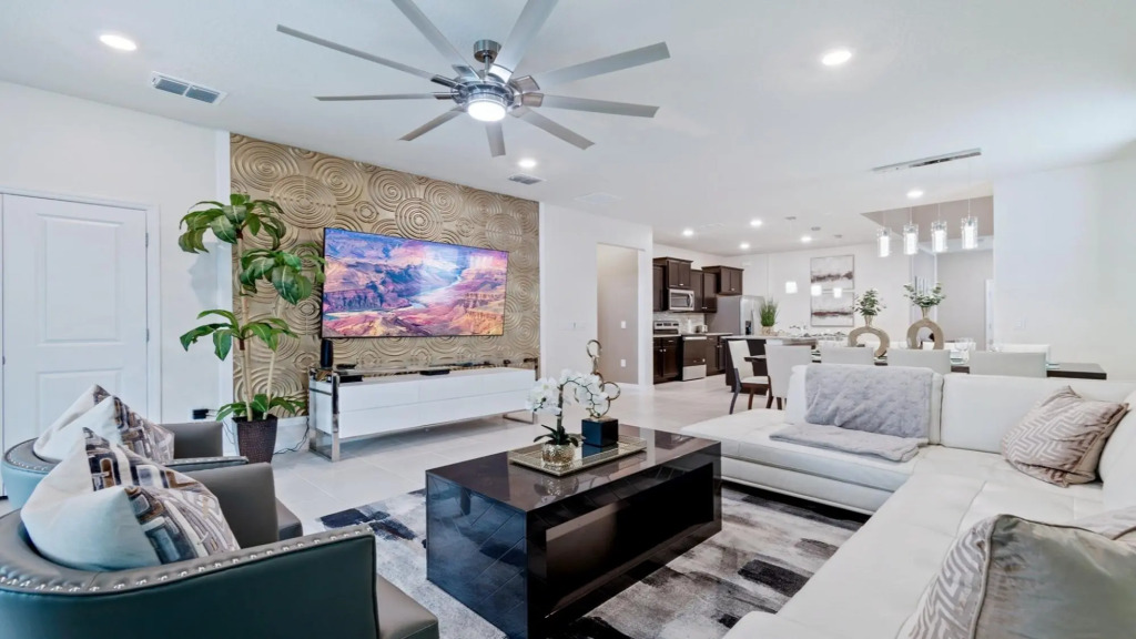 Family Gathering Windsor Island new 7BR Home w Pool