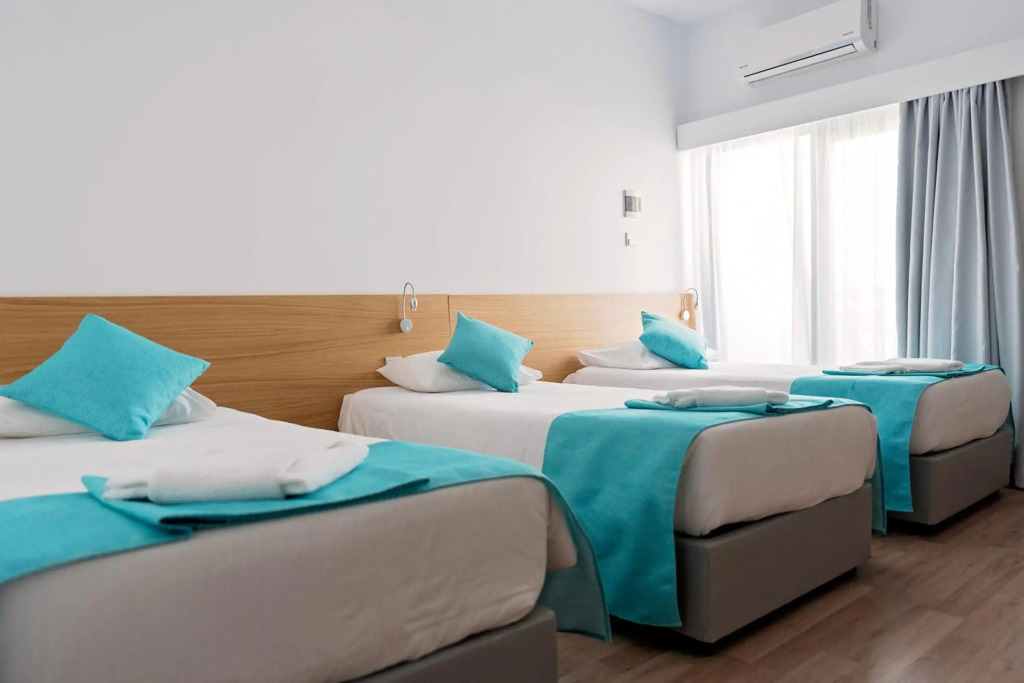 Pyramos Hotel