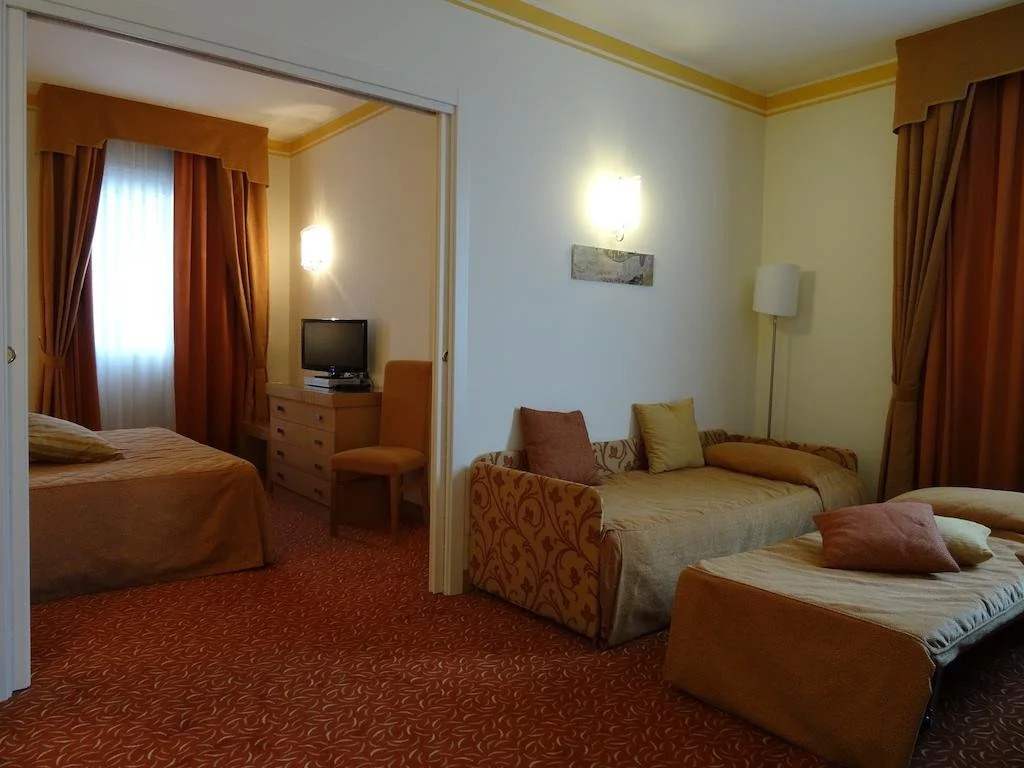 Hotel Roma