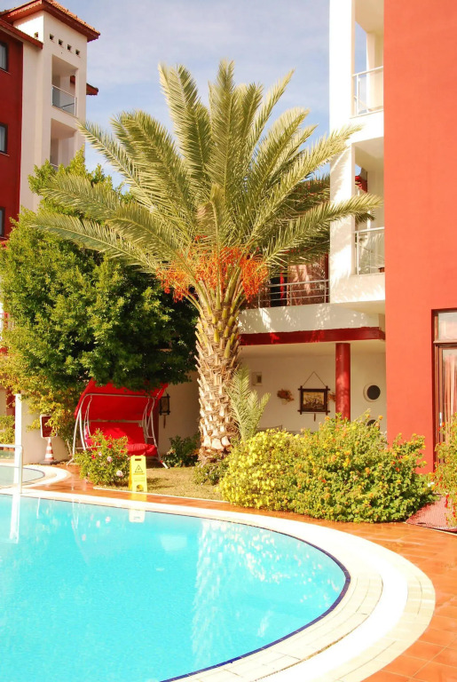 Carna Garden Hotel