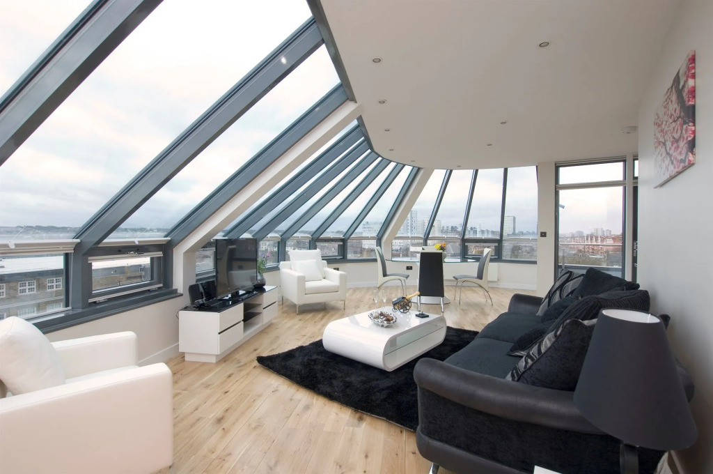 Chelsea Bridge Apartments