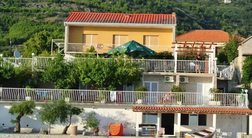 B&B Florencio