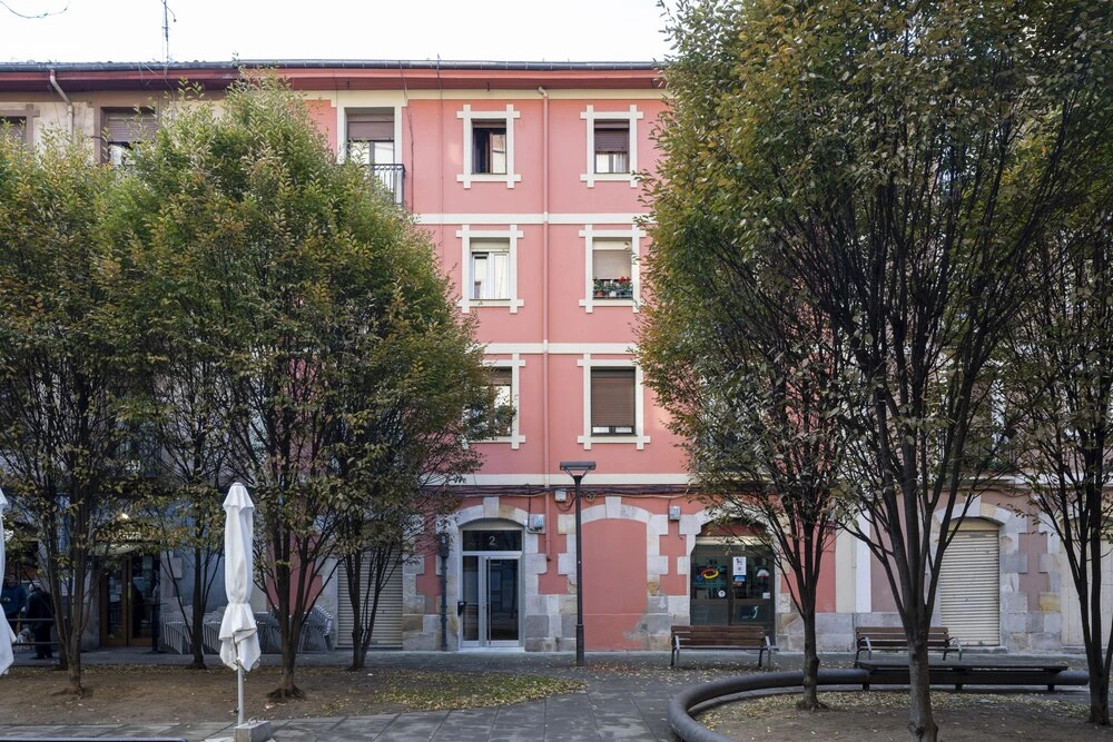 City Hall Iii Apartment With Parking By Aston Rentals