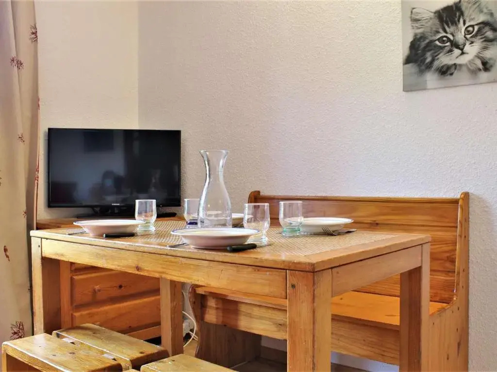 Appartement Risoul, 2 pièces, 4 personnes - FR-1-330-164