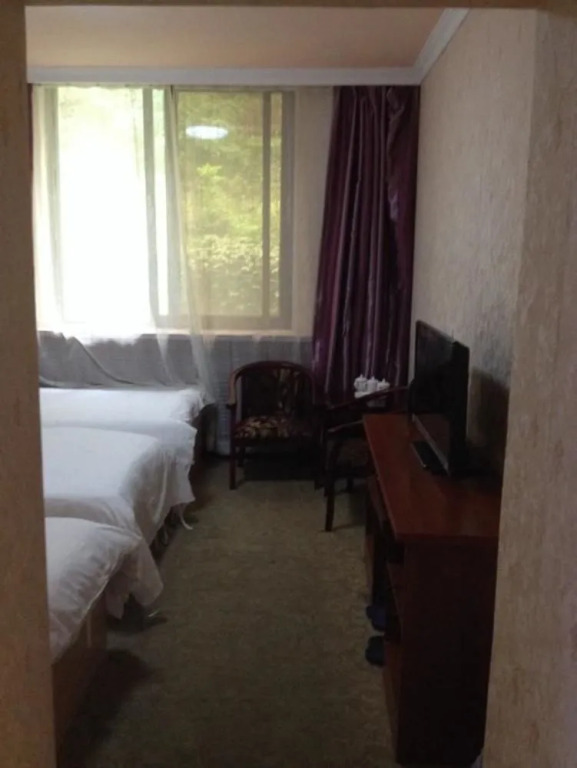Seaside No. 4 Business Hotel- Dalian