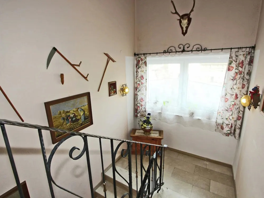 Cozy Apartment in Aschau im Zillertal near Ski Lift