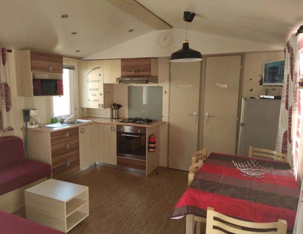 Simplistic Mobile Home in Saint-jean-de-monts With Sauna