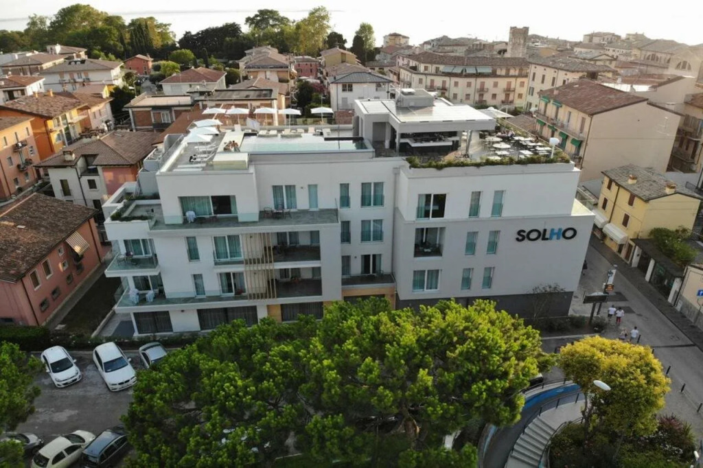 Solho Hotel