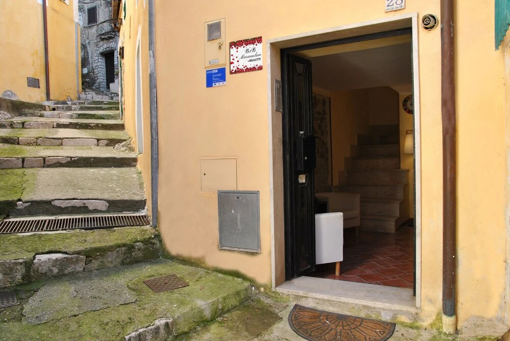 Double Room With Private Bathroom and Breakfast on Request