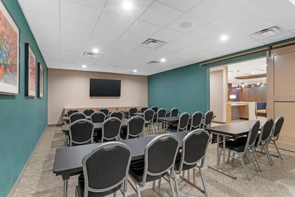 Cambria Hotel Euless - DFW Airport South