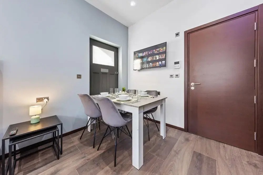 Luxury Flat in Studio